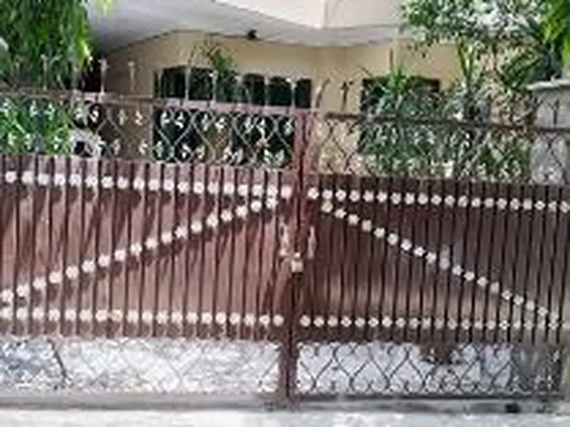 7 Marla house for sale, photo from the Kamran Associates post